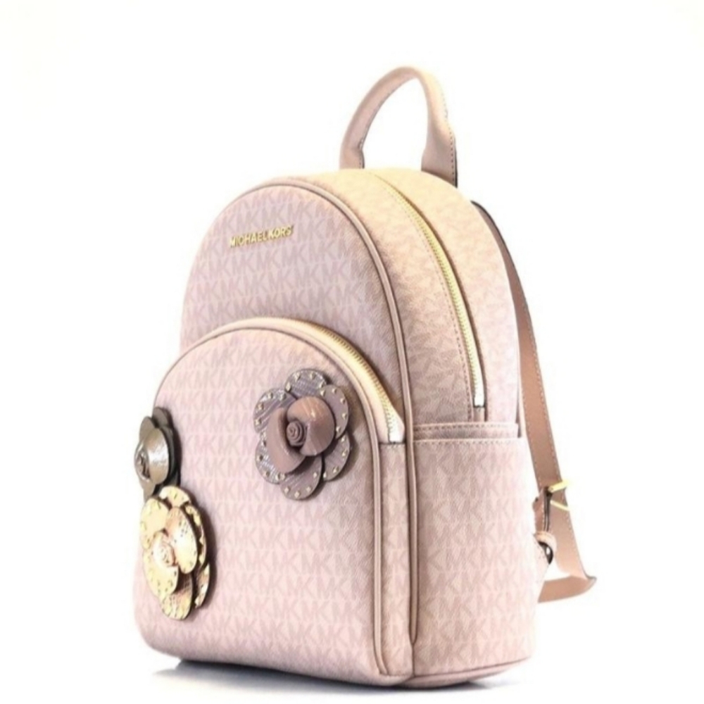 Backpack - Picture 3 of 7